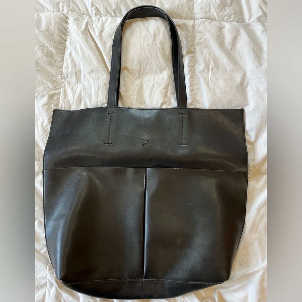 ROOTS Leather Tote Bag